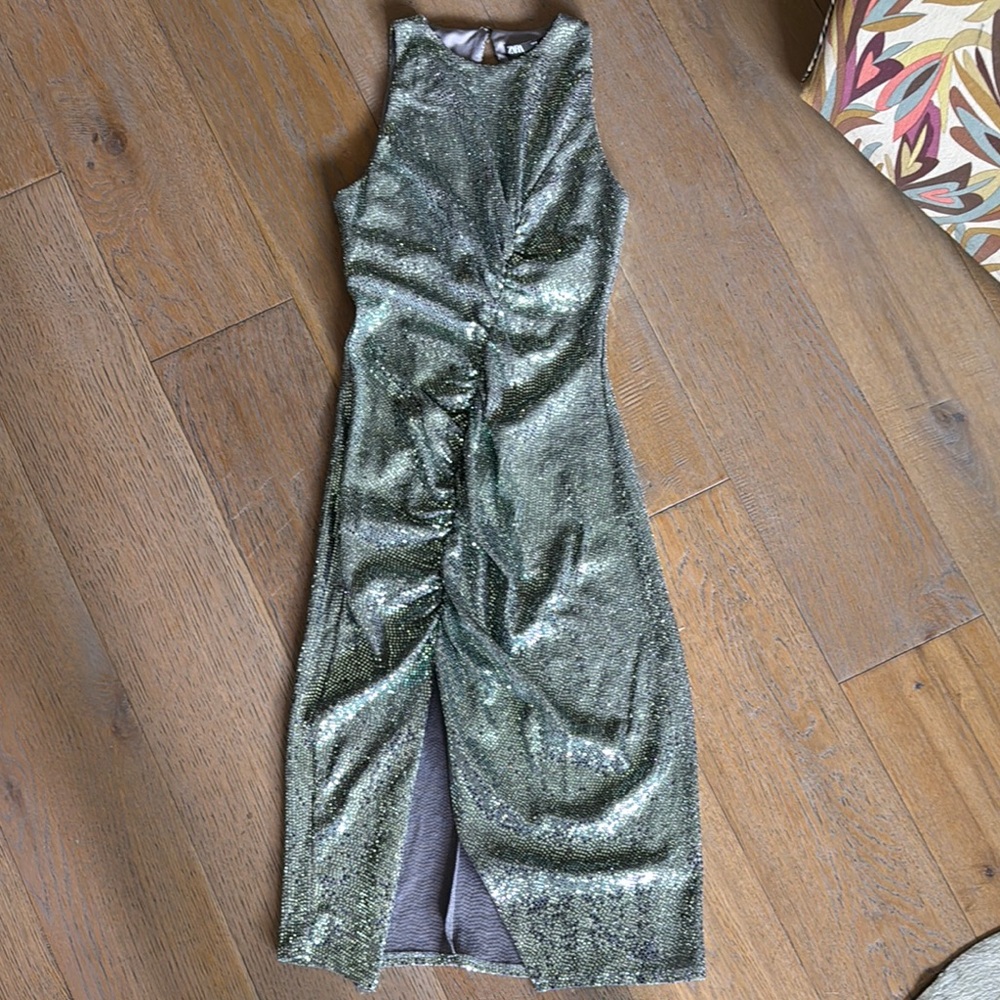 Zara Shimmering Green Sleeveless Dress